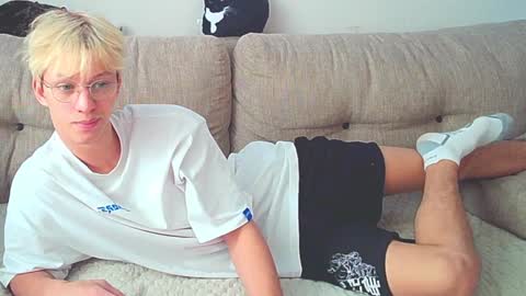 Ostin online show from December 7, 7:49 am