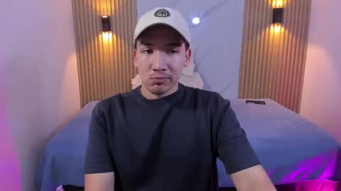 Otto Andrew online show from March 11, 7:43 pm