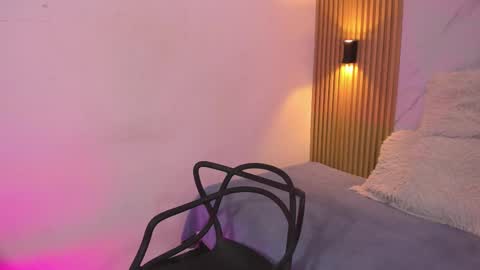 Otto Andrew online show from March 26, 4:05 am