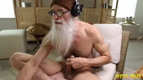 Otto Zeus online show from April 26, 10:39 pm