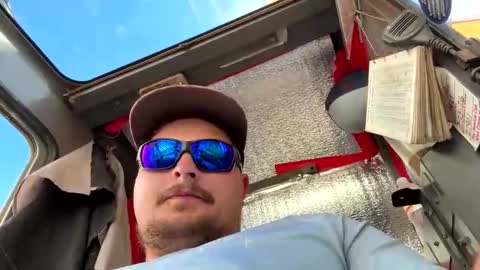 outoftown673 online show from November 13, 4:11 pm