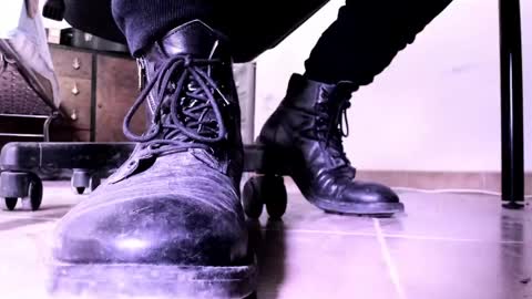 Pablo Meness online show from April 30, 1:07 pm
