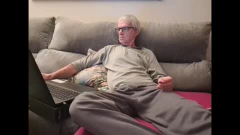 Pajillero63 online show from January 11, 9:04 pm