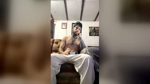 panthers_room online show from March 28, 10:54 pm