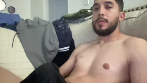 papicubano_guapo23cm online show from April 16, 1:11 pm