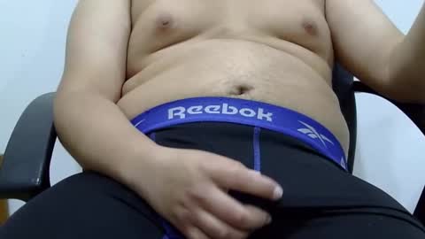 Snapshot of papimexicano703 chatting on December 26, 5:04 am papi mexicano en boxers online show from December 26, 5:04 am