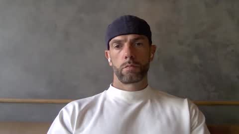 Porn Actor 21cm Hetero online show from January 15, 9:57 am