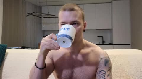 Pashka online show from February 18, 6:33 am