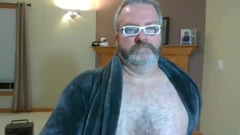 Snapshot of passporttraveler1 chatting on December 24, 3:05 am passporttraveler1 online show from December 24, 3:05 am