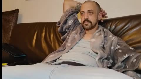 ask me online show from January 8, 2:03 am