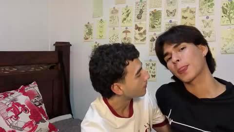 patri_ck_villa online show from February 9, 10:36 pm