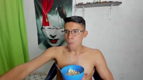 EDUAR Independent model online show from May 17, 2:31 am