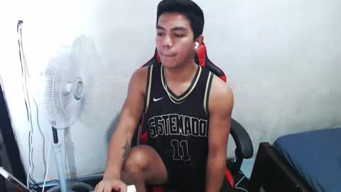 MrBigPaul online show from April 21, 8:53 am