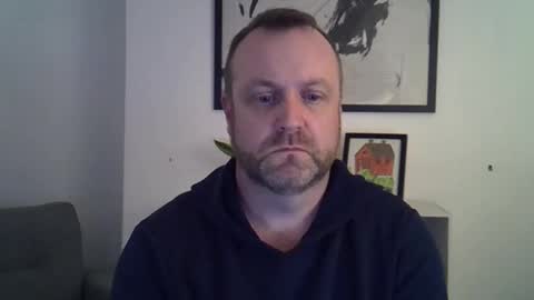 Snapshot of paul_boro chatting on February 25, 9:35 pm paul_boro online show from February 25, 9:35 pm