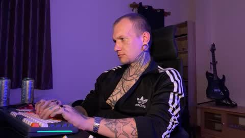 Paul online show from February 4, 5:19 pm