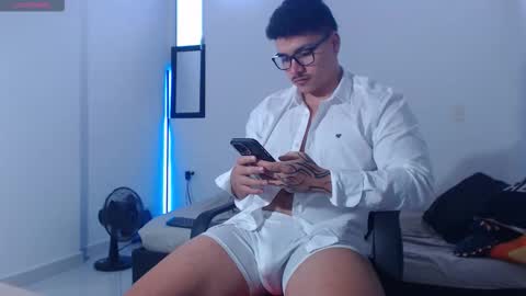 Paulo online show from January 8, 2:33 pm