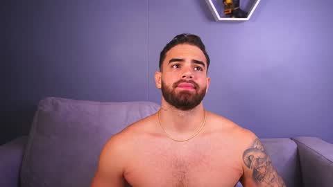 Paul Phoenix online show from December 5, 9:44 pm