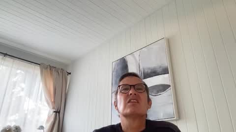 paulwill2377 online show from November 19, 7:14 pm