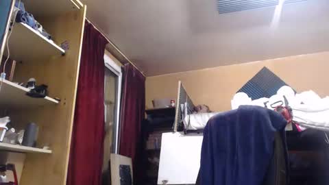 pc8474408 online show from September 21, 6:08 pm