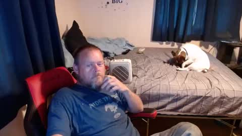 pecker40 online show from September 27, 7:01 pm