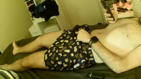 Snapshot of perthguytop chatting on February 18, 9:43 am perthguytop online show from February 18, 9:43 am