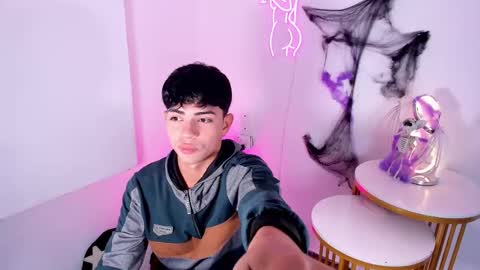 Peter online show from October 22, 7:49 pm