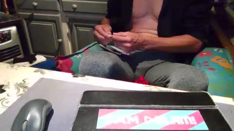 Snapshot of peter_on_kik chatting on September 25, 4:00 am make me cum in pvt dutch german daddy c2c bigcock online show from September 25, 4:00 am