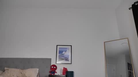 Peter Parker online show from September 24, 2:11 am