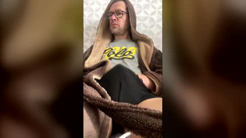 petrovichxxx81 online show from April 10, 9:38 am