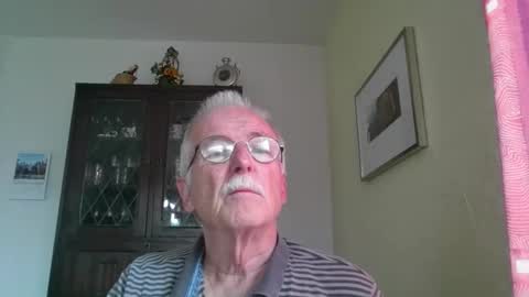 Snapshot of pgroove542707 chatting on September 13, 2:07 pm pgroove542707 online show from September 13, 2:07 pm