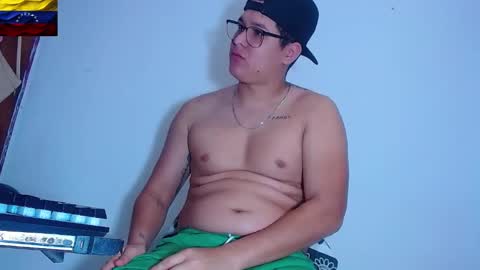 AdnierGnz online show from March 16, 12:42 pm