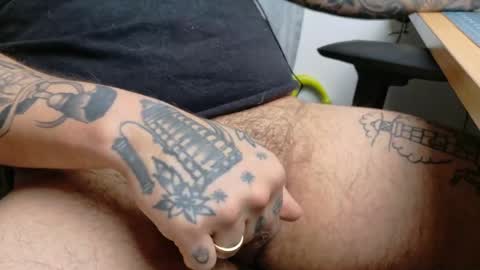 photogonz online show from May 26, 3:19 pm