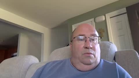 Snapshot of pickme11113 chatting on October 28, 5:37 pm pickme11113 online show from October 28, 5:37 pm