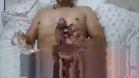 pieslatinos online show from December 3, 4:29 am