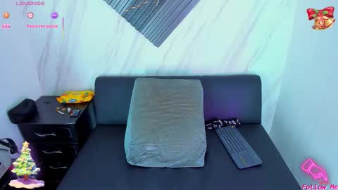  Eddy Brock... Its a pleasure to talk to...  online show from December 14, 2:07 am