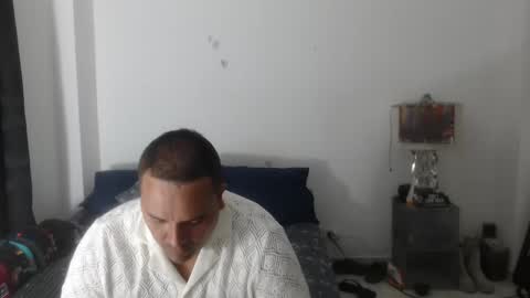 pikoro_gomez online show from February 2, 4:37 am