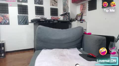 pingones 79 online show from November 15, 10:01 pm