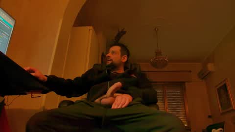 robi online show from February 17, 3:31 pm