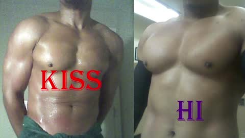 StraightPlush online show from May 15, 11:07 am