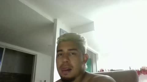 pocahot2512 online show from December 20, 11:23 pm