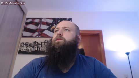 Snapshot of polar_bear91 chatting on October 22, 5:11 am Bear online show from October 22, 5:11 am