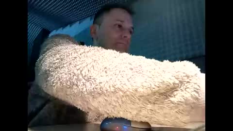 pomplinero online show from November 3, 10:00 pm