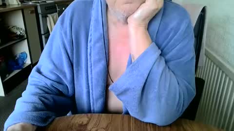 poshman65 online show from February 26, 10:26 am