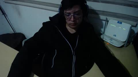 powerfulzeus2 online show from January 10, 2:50 am