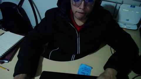 powerfulzeus2 online show from October 4, 3:00 am