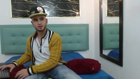   online show from May 13, 4:31 am