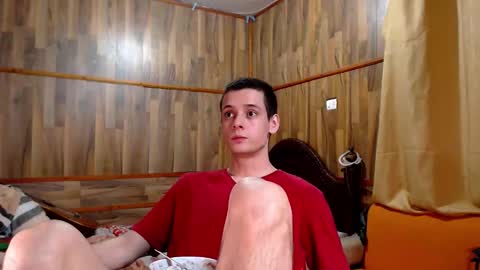 Snapshot of powertwinky chatting on September 24, 2:55 am chris independent  online show from September 24, 2:55 am