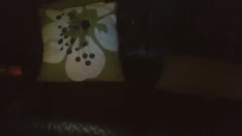 pretty_boy321 online show from December 17, 5:25 am