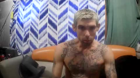 Prettyslangin69 FYPM online show from December 14, 9:00 pm