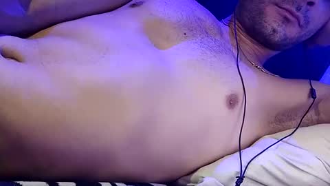 pridelgtbi online show from December 26, 12:36 am